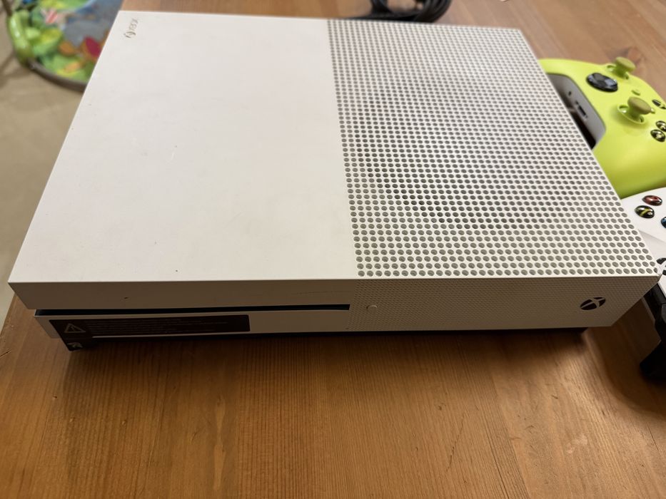 Vendo xbox one s