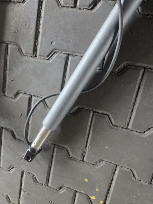 Automat do bramy Genius G-BAT 300 DX