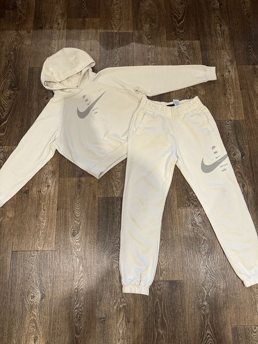 Костюм Nike жіночий