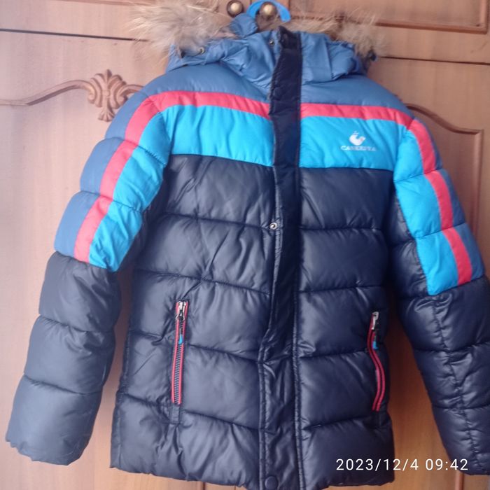 Теплая зимняя куртка