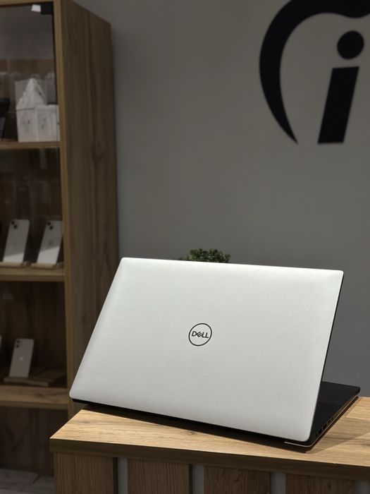 Dell Precision 5540 i7-9750H/16Gb/256Gb SSD/T1000