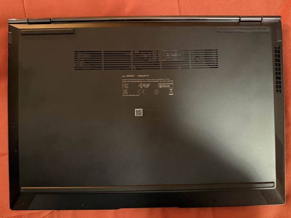 Asus UM3402Y
