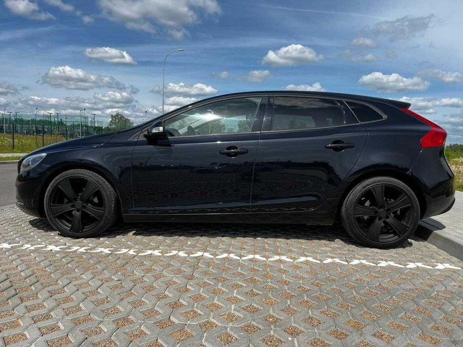 Volvo v40 automat