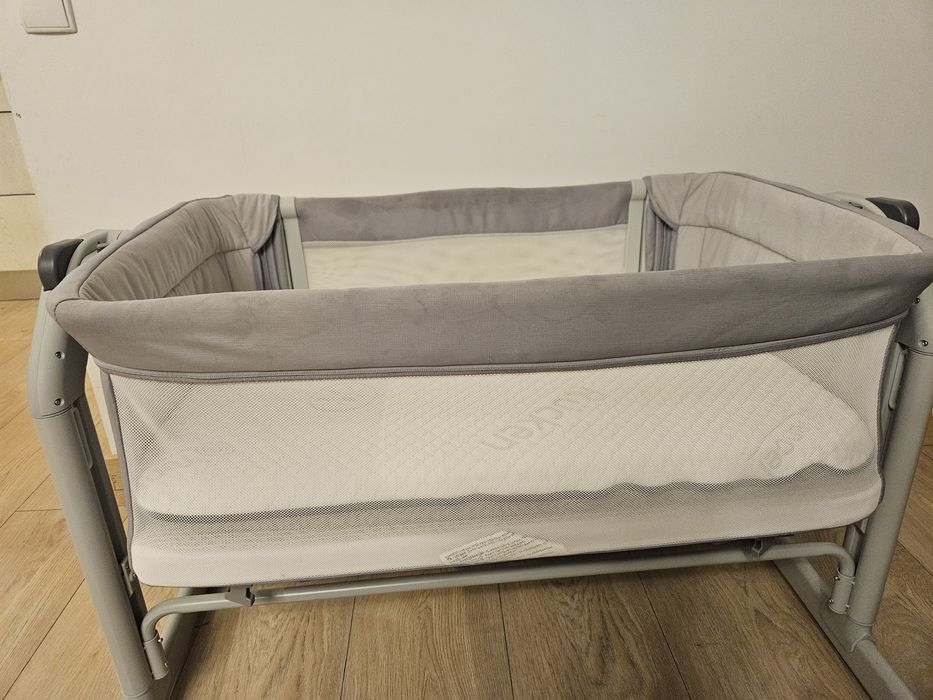Chicco Next2Me (rok 2023) wraz z materacem