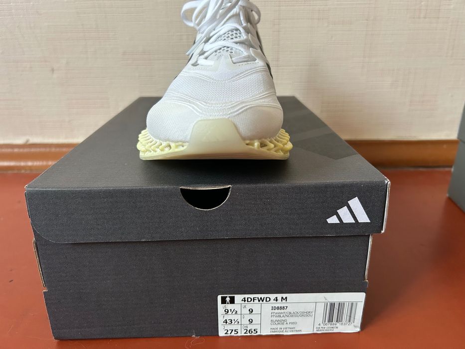 кросовки Addidas 4DFWD running 9,5 US (муж)