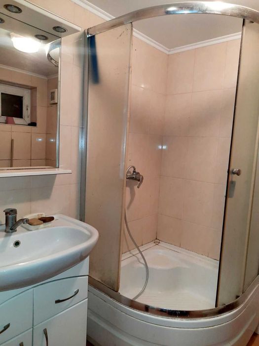 Будинок на казбеті з великою ділянкою