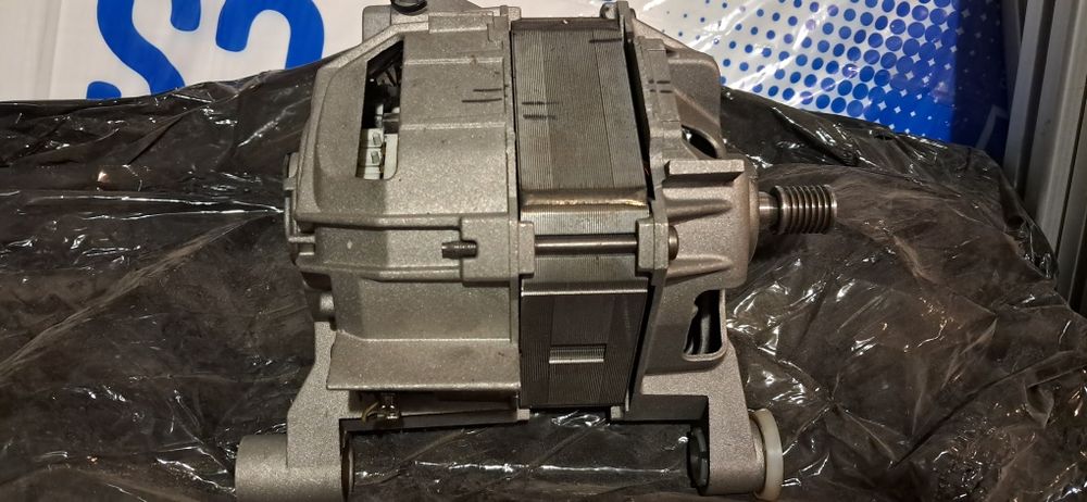 Silnik / programator  pralki Bosch