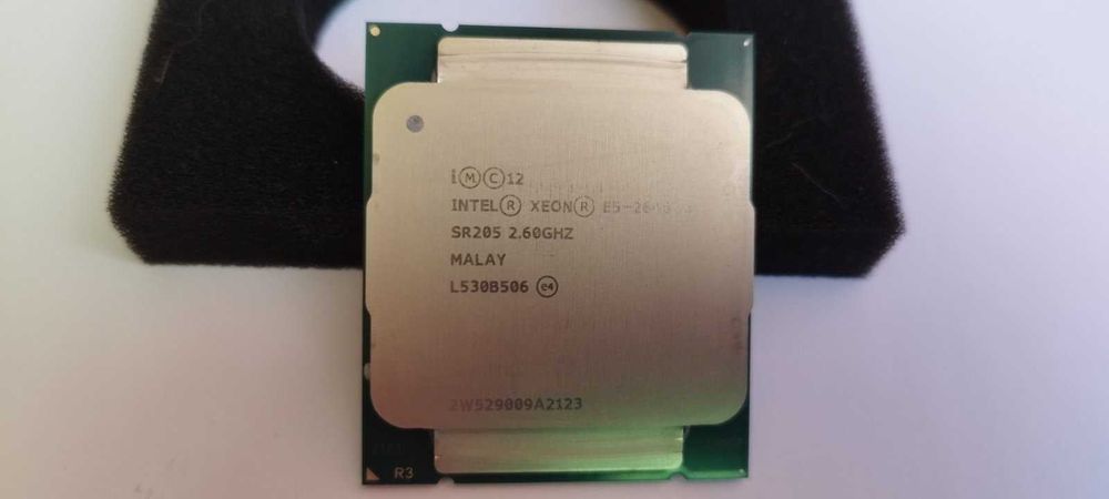 Восьмиядерный Процессор Xeon E5 2640 V3