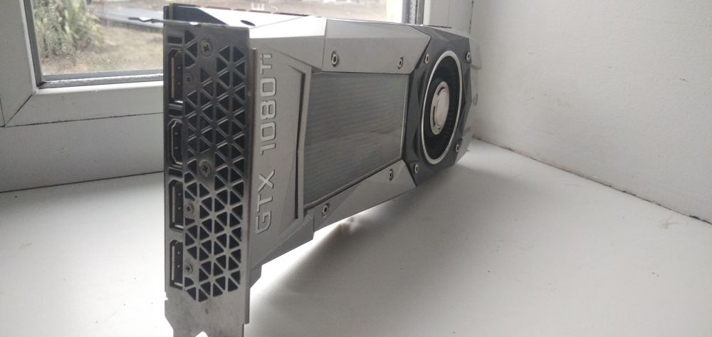 Продам відеокарту nvidia gtx1080ti 11gb