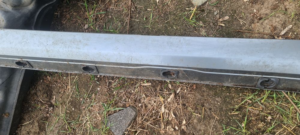 Listwa Progowa Lewa Mercedes W221 LONG Lack. C370
