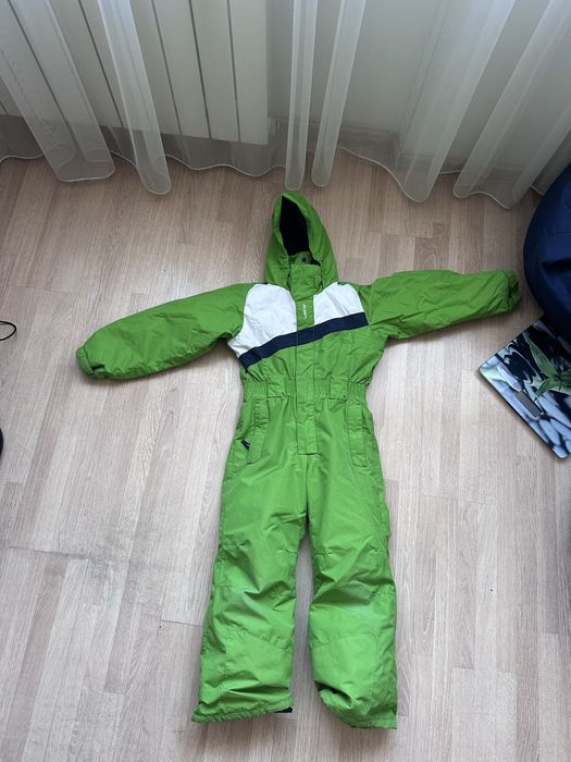 Продам детский лыжный костюм Wed’ze  на 8-10 лет