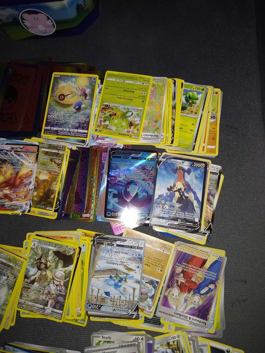 Karty z pokemonami