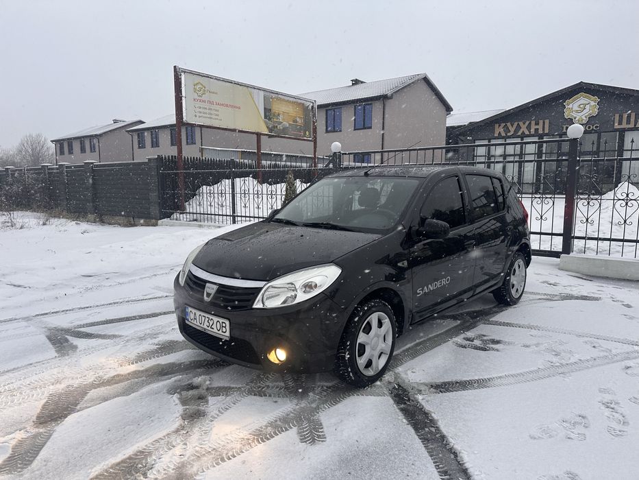 Dacia Sandero 2010р. 1.4газ/бенз