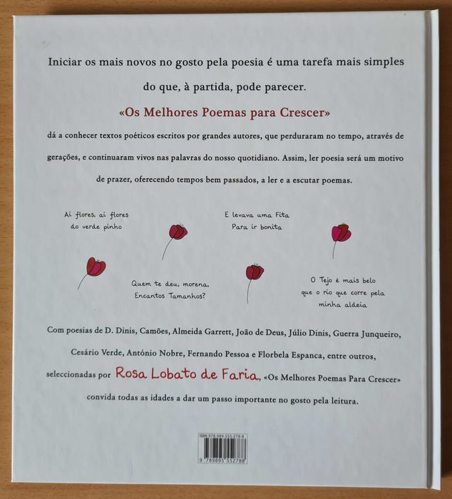 Livro infantil "Os Melhores Poemas para Crescer" de Rosa Lobato Faria