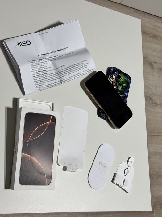 Iphone 16 pro max  256gb Gold desert