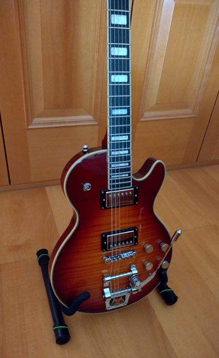 Guitarra Hagstrom super swede tremar Nova