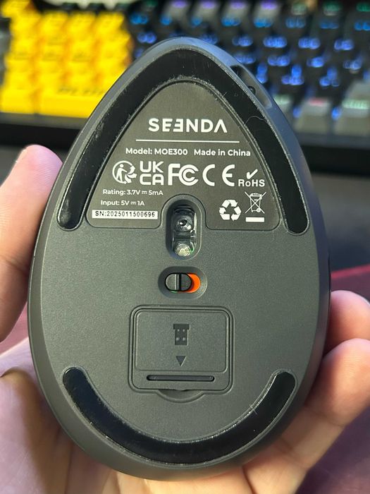 Бездротова вертикальна мишка Seenda