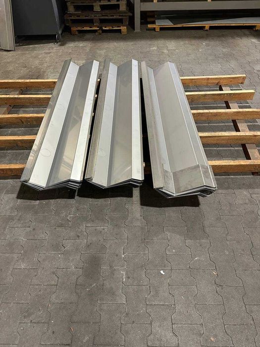 Плінтус з нержавіючої сталі для харчового виробництва