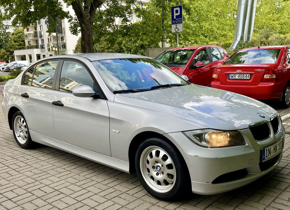 BMW 318i E90 2.0 benzyna