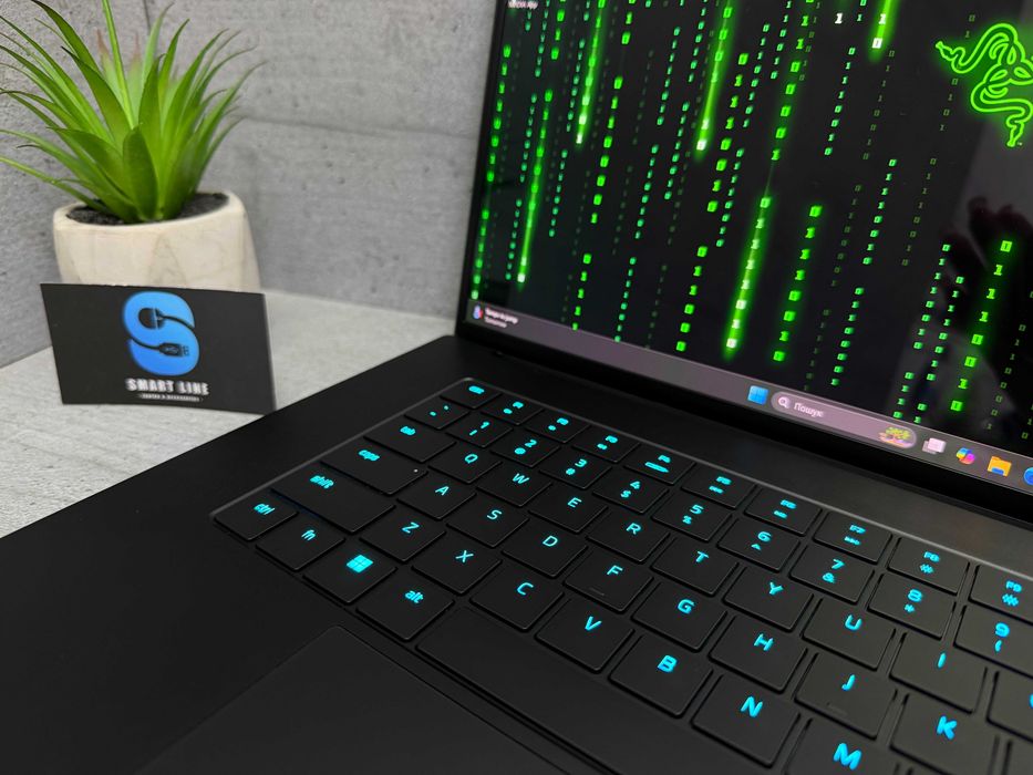 Ігровий ноутбук Razer Blade 16 rz09-0510 | 240hz | OLED | 32gb ddr5 | GeForce | 1tb | i9-14900HX