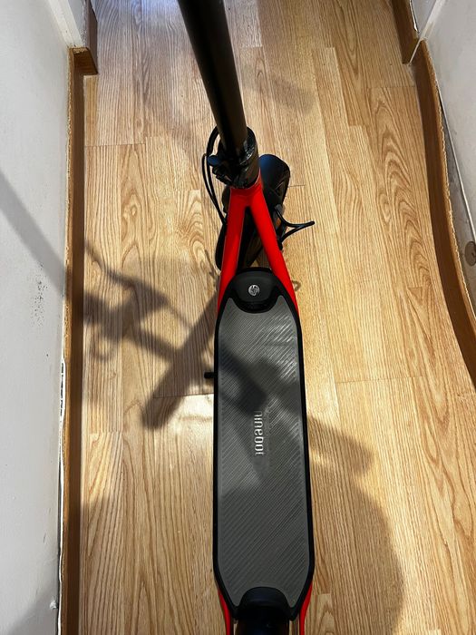 Trotinete ninebot  kickscooter D18E