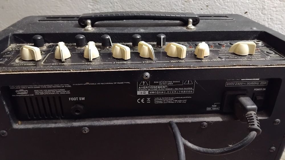 Amplificador Vox Voltranix