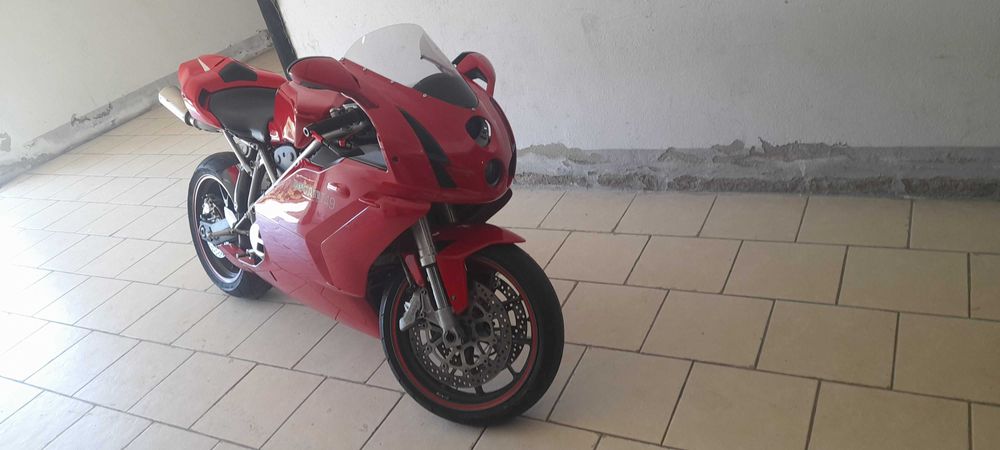 Ducati 749
