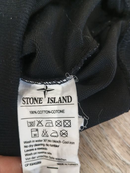 Продаю светр Stone Island