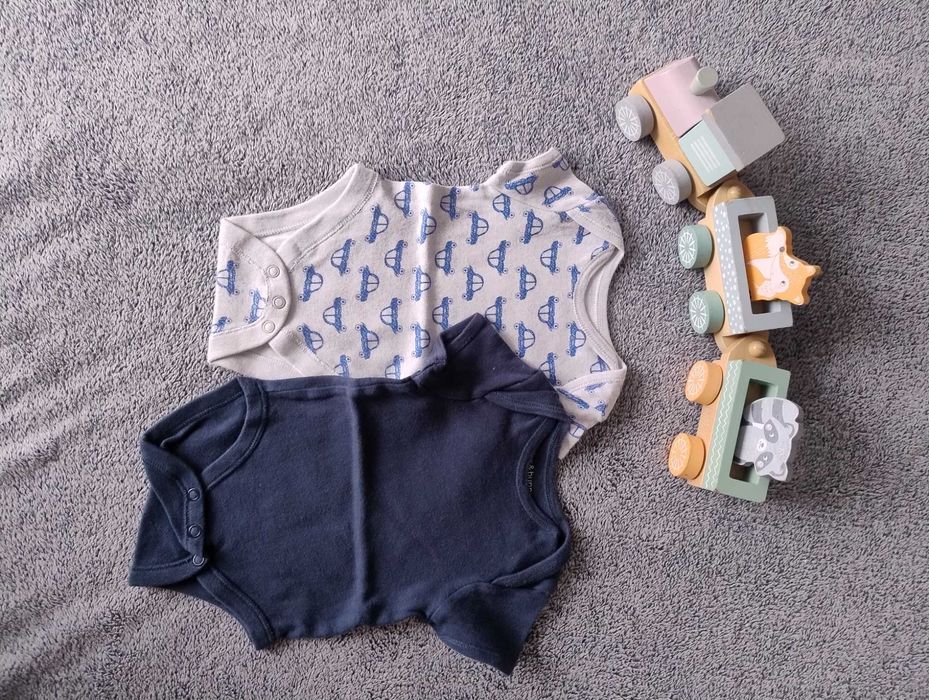 Zestaw dwóch par body z krótkim rękawem