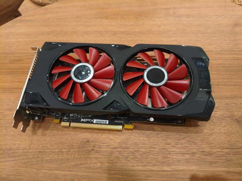 Placa Gráfica XFX AMD Radeon RX 570 4GB GDDR5 - Impecável