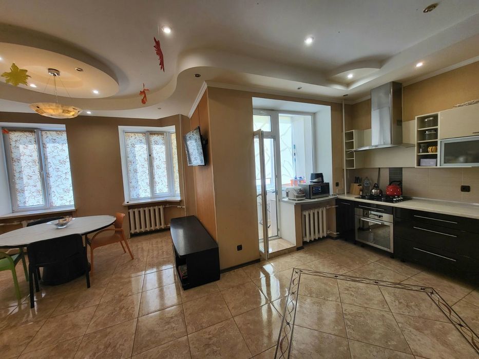 3-кімнатна квартира за адресою вул. Спортивна (площа 123 м²) - Atlanta.ua - фото 5