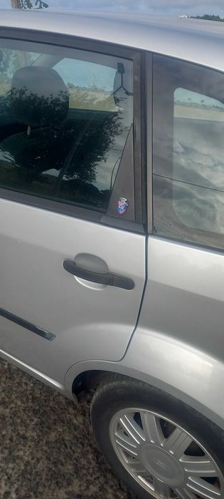 Ford Fiesta — fotografia 10