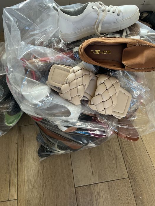 Hurtownia Odzieży Używanej-buty cr