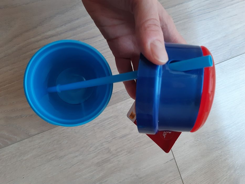 Kubek z rurką nowy Spiderman bidon