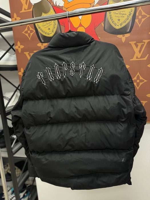 РОЗПРОДАЖ ДО 12.01! Чоловіча куртка TRAPSTAR ,чорний пуховик S ,M ,L X