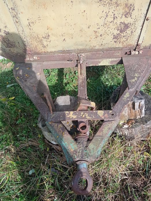 Продам причеп від трактора Т-40