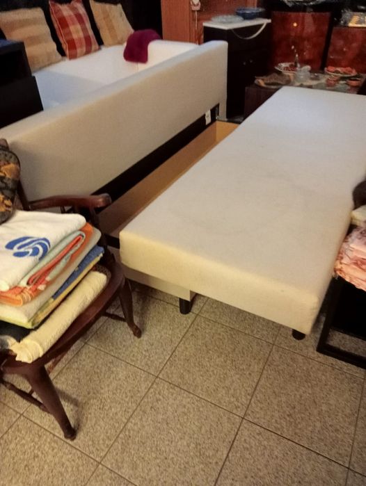 Sofa de livrro  cama top novo oportunidade