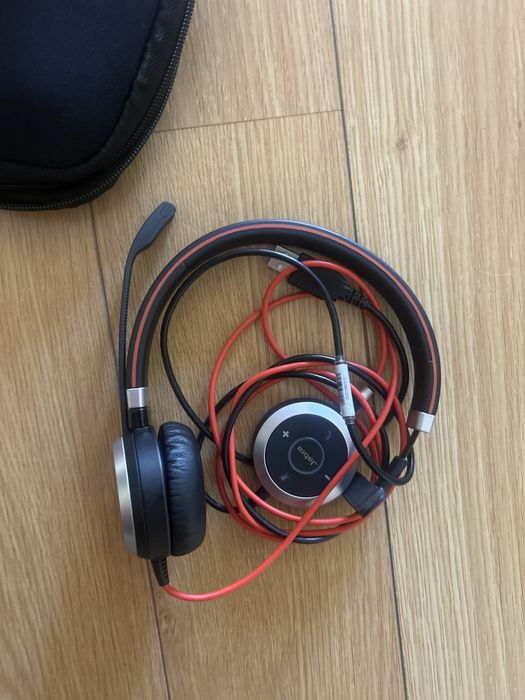 Headset Jabra Evolve 40 Stereo/Mono - Novos