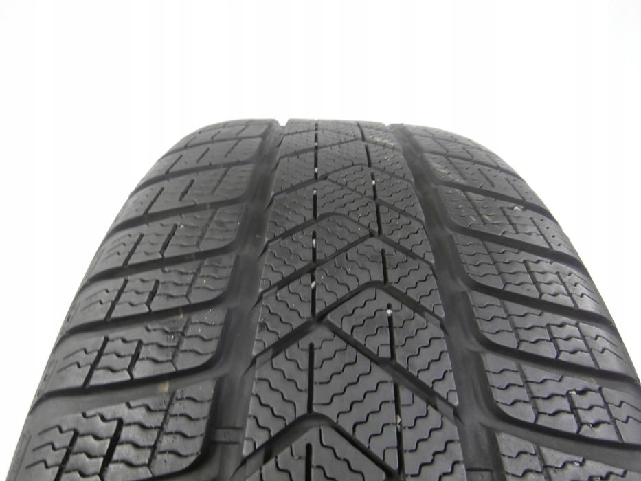 1x opona 245/45r18 pirelli sottozero 3 winter