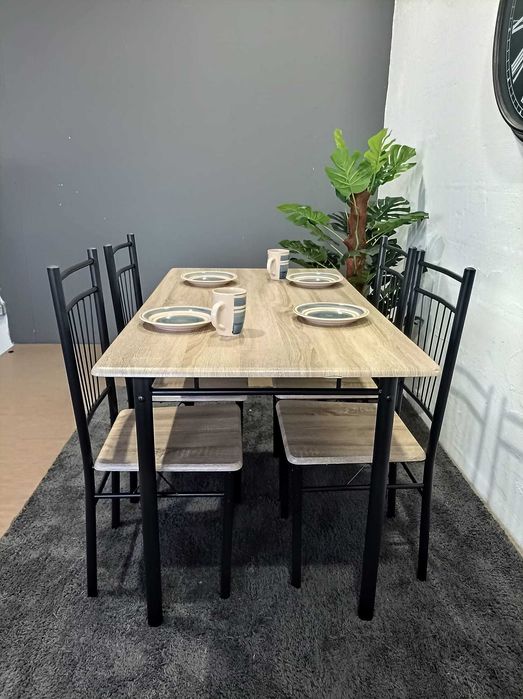 mesas + 4 cadeiras  novas paga na casa restaurante cafes particulares