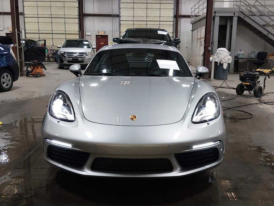 Продам Porsche 718 Cayman T 2023 з ПДВ