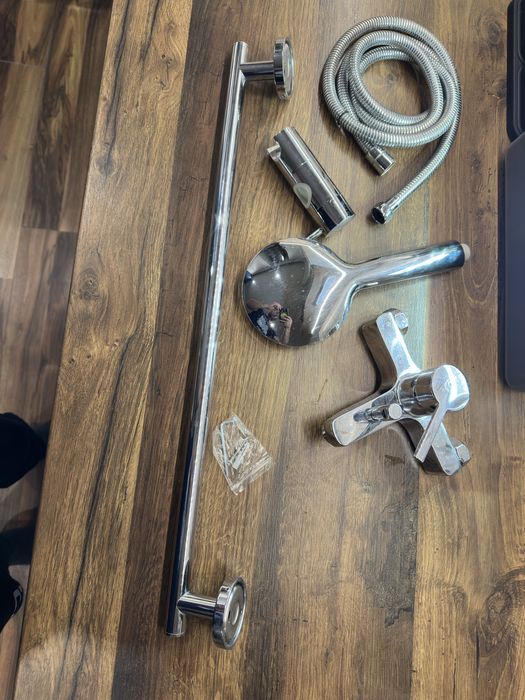 Душ/ Душова система