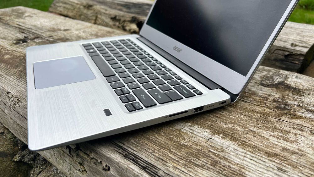 Acer Swift 3 SF314-54-56L8 14'' Core i5-8250U, 8GB RAM, 256GB SSD