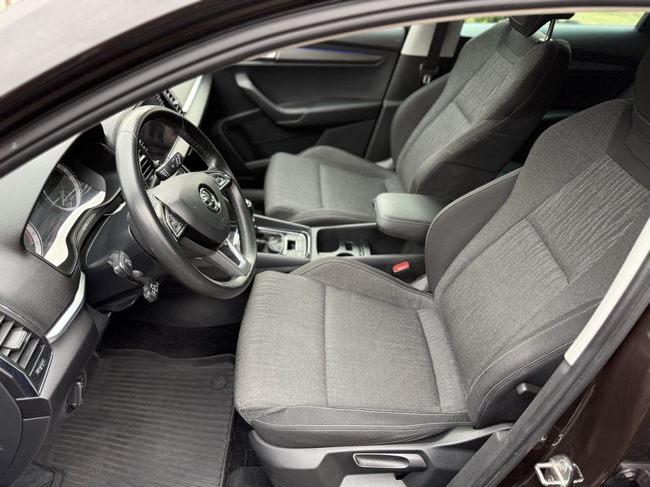 Skoda Karoq krajowa polski salon 1.6 TDI manual full led