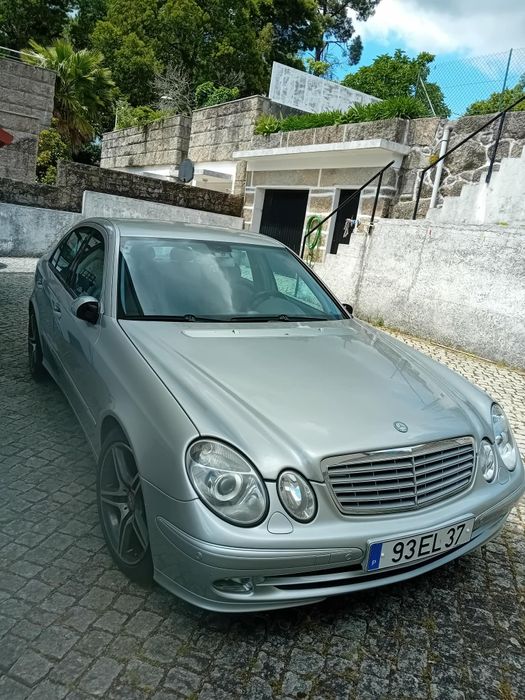 Carro como novo sempre bem cuidado