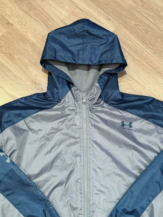 Куртка вітровка Under Armour на 14-15 років, або доросла S