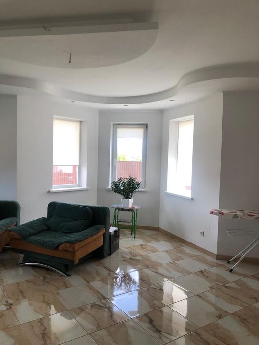 Продам будинок в с Підгайці площею 217 м2