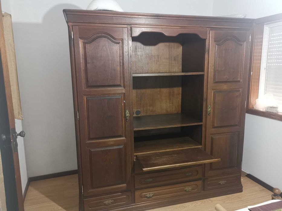 Móveis em bom estado