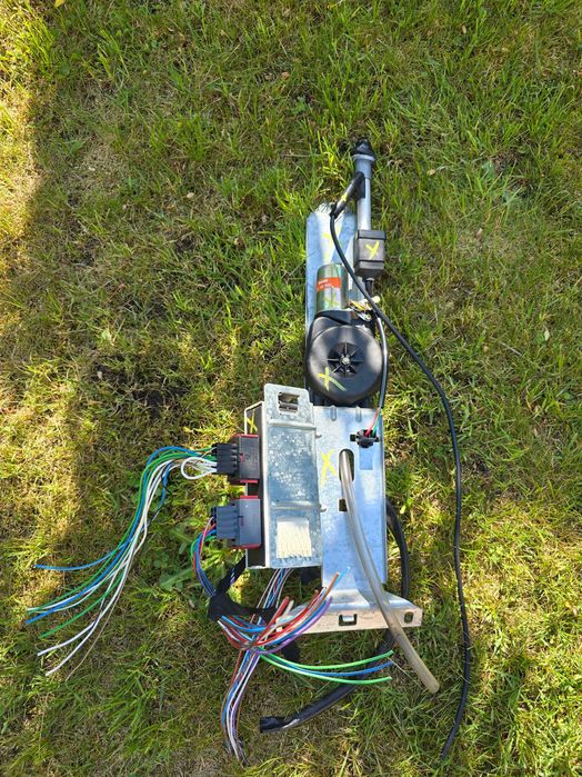 Antena elektryczna Saab 9000 LIft 2.0T 185 KM Rok 1991-1998 Nr OE.4108932