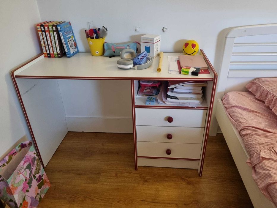 Conjunto Completo de Móveis de Quarto